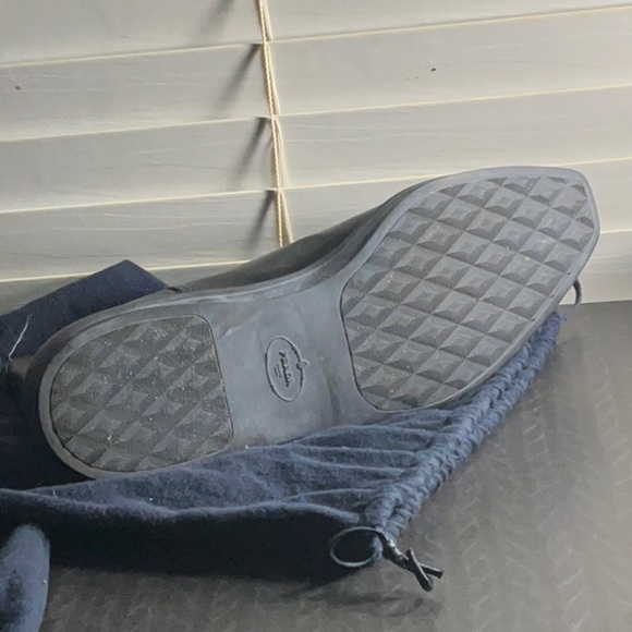 Prada - Picture 4 of 7